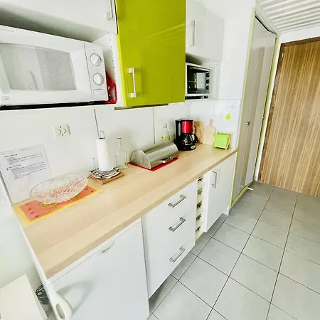 Renove, 4 Pers, Parking Prive, Proche Port Et - Cap D'agde - Fr-1-723-127 Apartment *